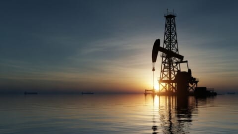 Crude Oil Prices Drop in International Market