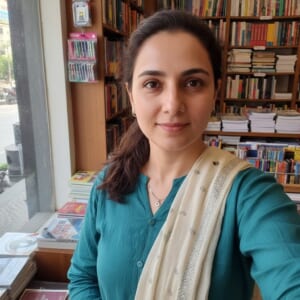 Profile photo of Neelam Hamza